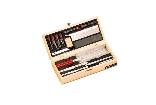 Craftsmen Knife & Tool Set, Item No. 39.268