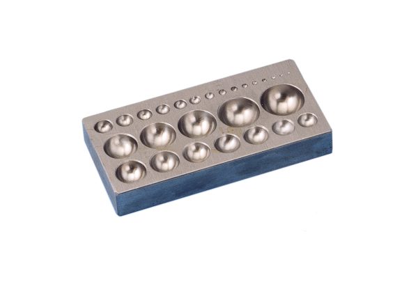 Dapping Block/ 27 Depressions, Item No. 25.055