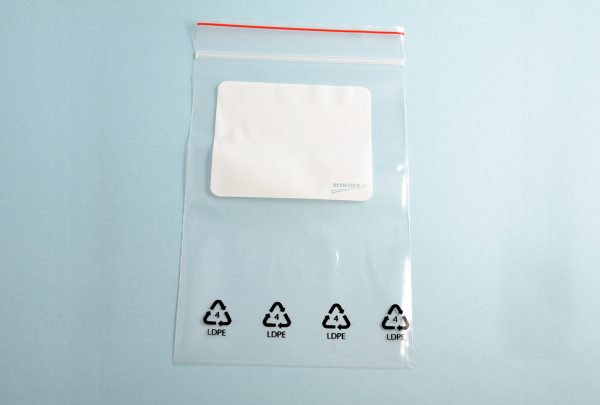 Mini-Grip Zip Bag with White Label Block, 4" X 6", Box of 1000, Item No. 61.134