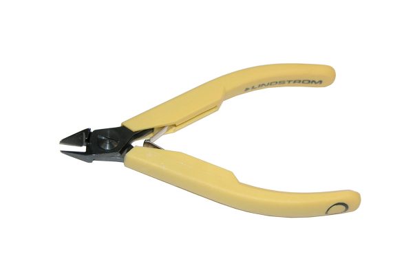 80 Series (Yellow Handles) Diagonal Cutter, Flush 8144, Item No. 46.213