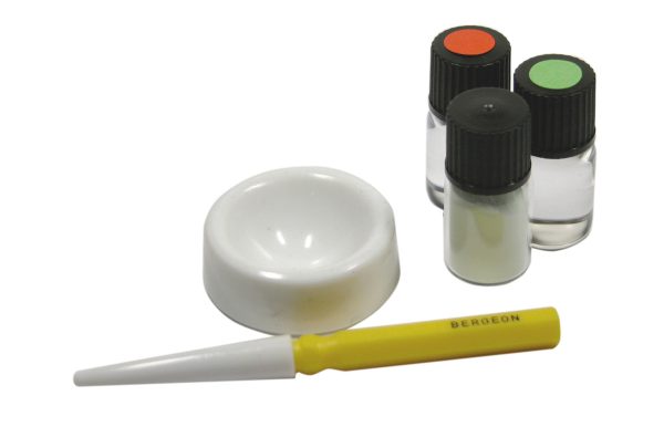 Lumonous Paste Yellow/Green, Item No. 5680E