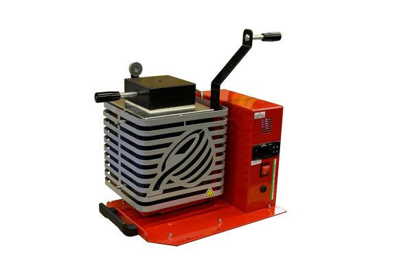 Digital Melting Furnace, 3 KG w/Tilt Handle, Item No. 22.230