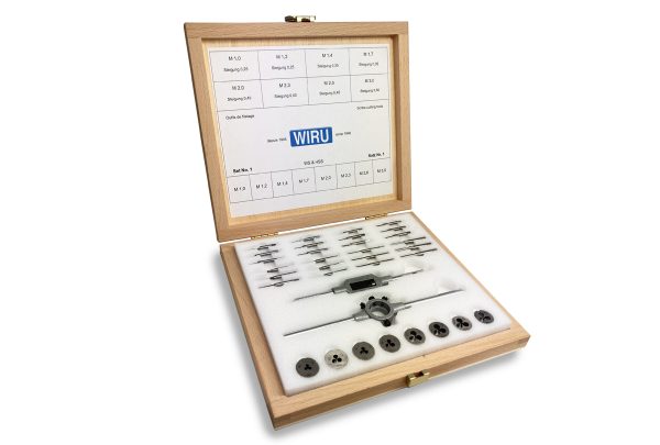 Metric Tap & Die Set, Size 1.0mm-3.0mm, Item No. CM 56150
